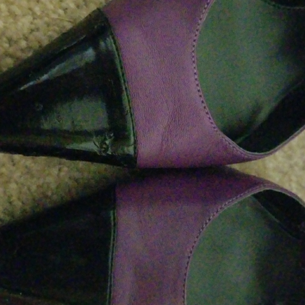 Pumps - Picture 3 of 3
